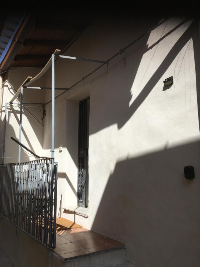 カターニアLa Casa Nell'Antico Cortileアパートメント エクステリア 写真